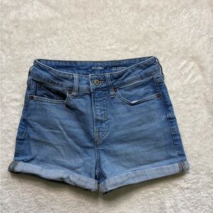 Old Navy Women's Blue Cuffed OG Straight 3” Denim Shorts